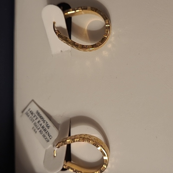 Gold earrings - Picture 2 of 5